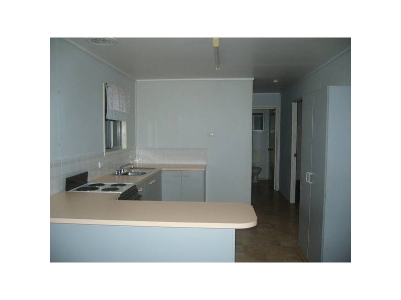 10 Leichhardt Ave, Dalby QLD 4405