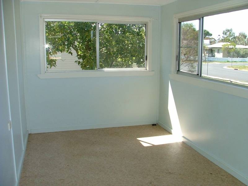 32 Arthur St, Dalby QLD 4405