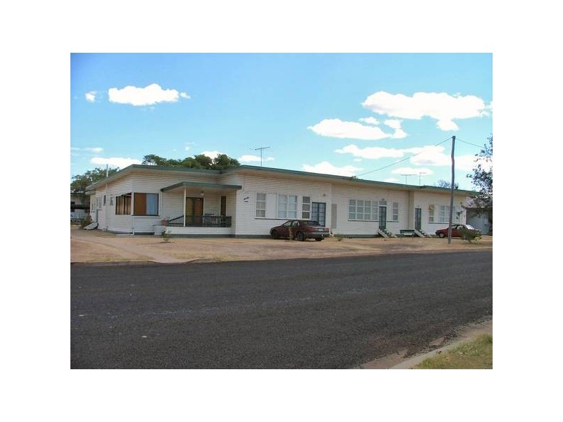 3/52 Palmer St, Dalby QLD 4405