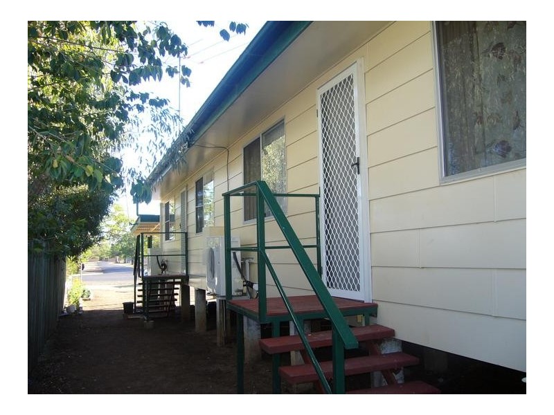 1 & 2/47 Wood Street, Dalby QLD 4405
