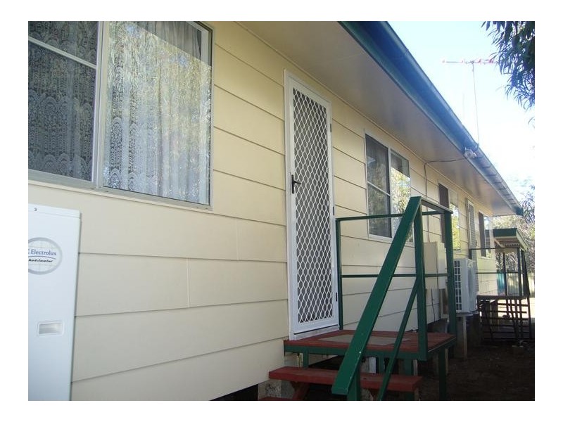 1 & 2/47 Wood Street, Dalby QLD 4405