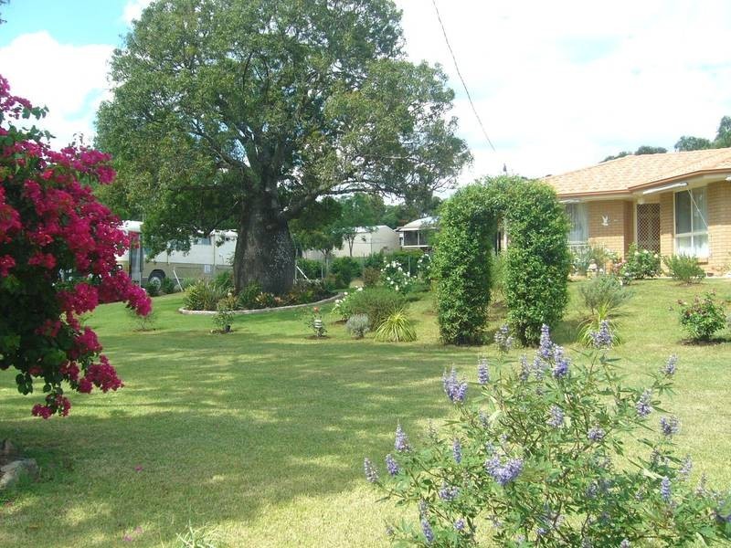 75 Dennis Street, Bell QLD 4408