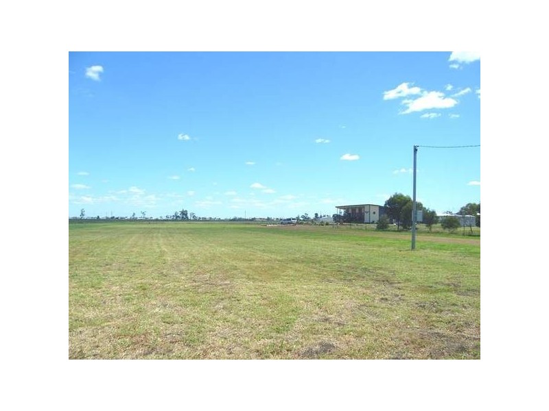 56 Hedge Rd, Dalby QLD 4405