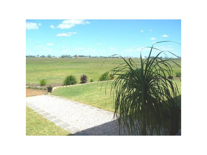 56 Hedge Rd, Dalby QLD 4405