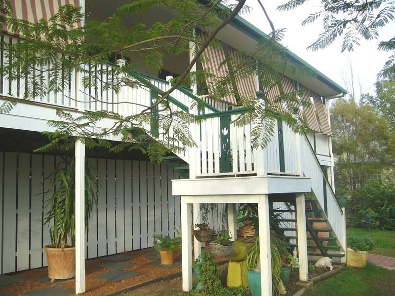 79a Moreton St, Dalby QLD 4405