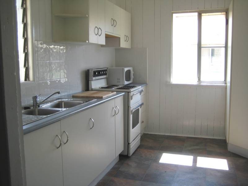 66 Curtis St, Dalby QLD 4405
