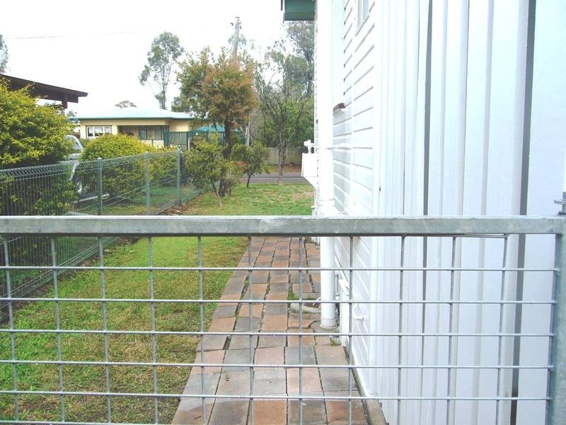 38 Hawthorne St, Dalby QLD 4405