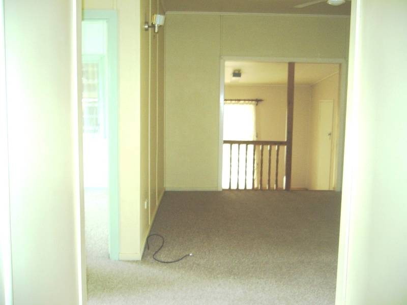 38 Hawthorne St, Dalby QLD 4405