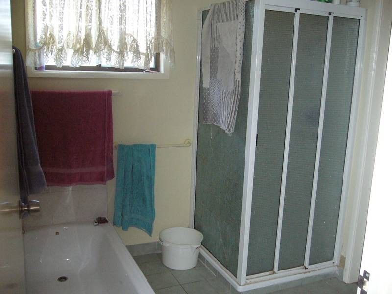 Lot 410, 10 Messenger St, Kaimkillenbun QLD 4406