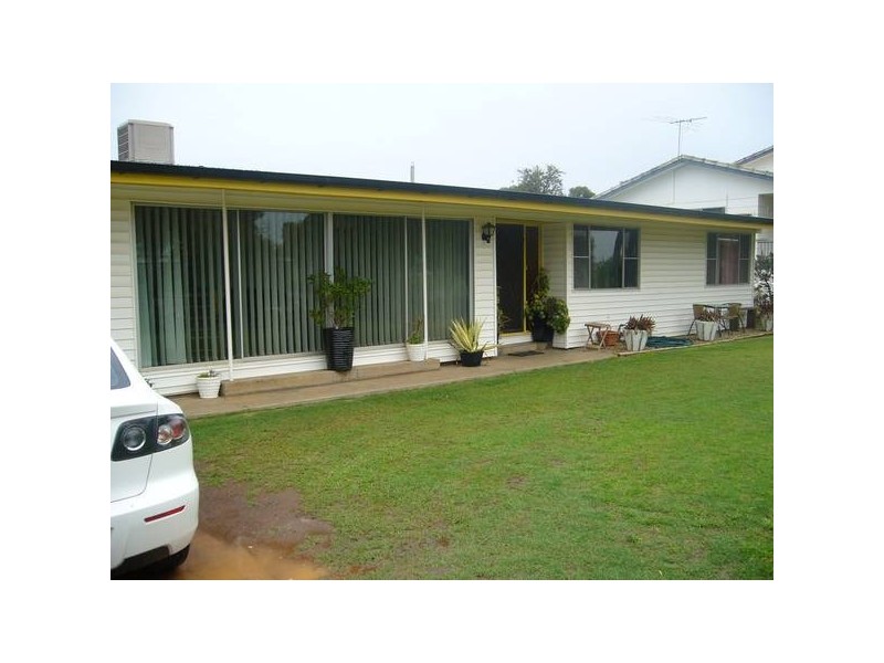 50 Wilkes St, Dalby QLD 4405