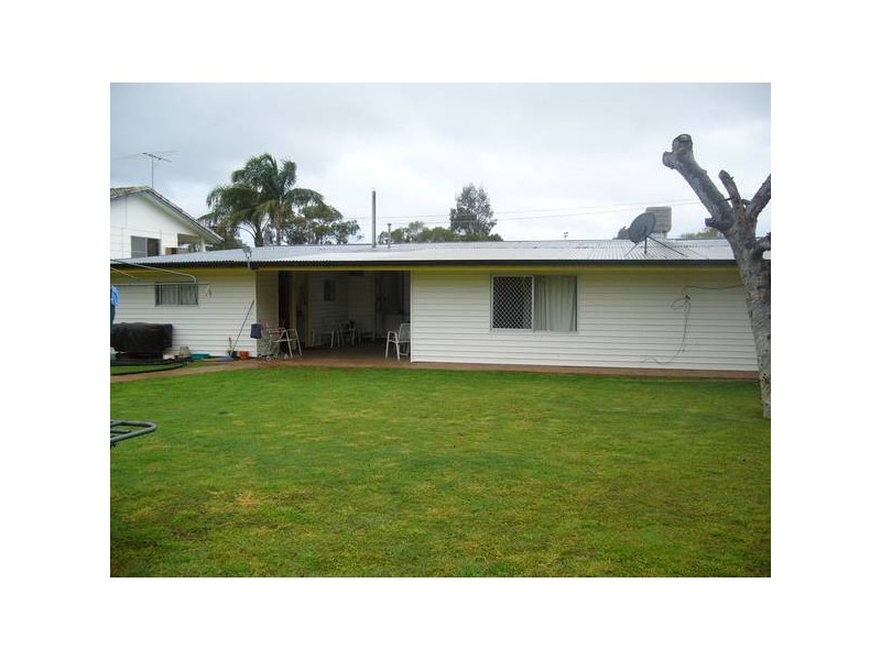50 Wilkes St, Dalby QLD 4405