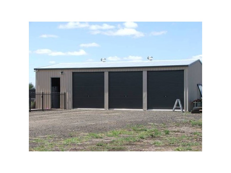11 Melaluca Ave, Dalby QLD 4405