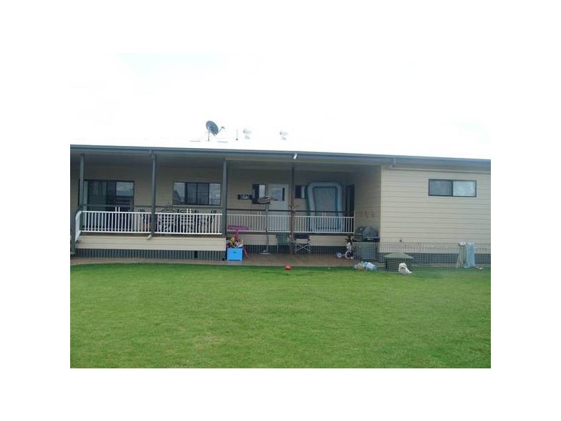 11 Melaluca Ave, Dalby QLD 4405