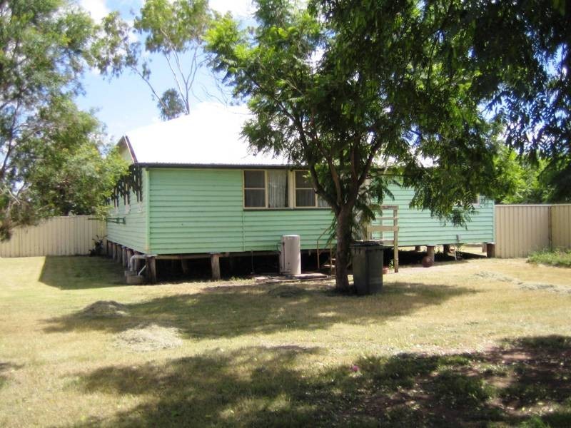 62 Dalby Street, Jandowae QLD 4410