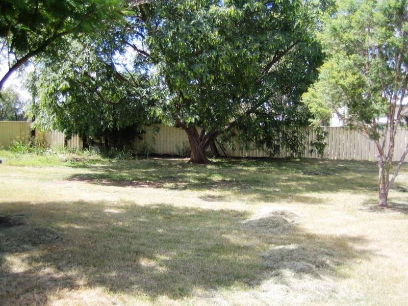 62 Dalby Street, Jandowae QLD 4410