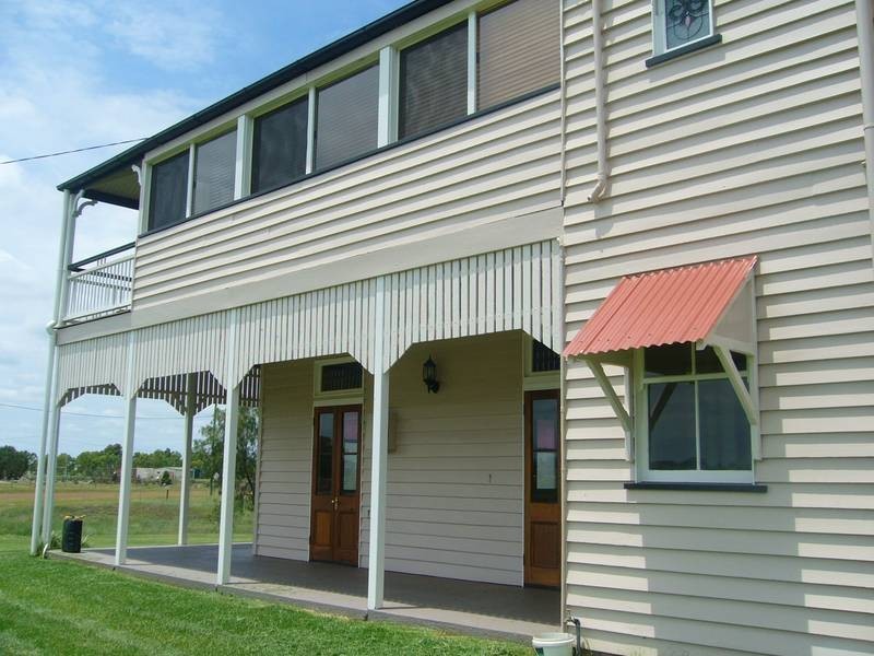 120 Oakwood Street, Dalby QLD 4405