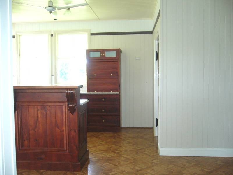 120 Oakwood Street, Dalby QLD 4405