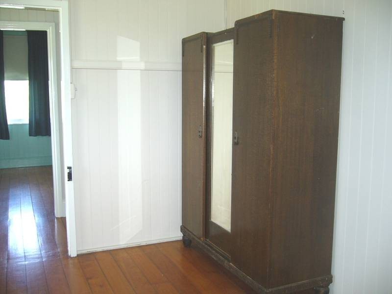 120 Oakwood Street, Dalby QLD 4405