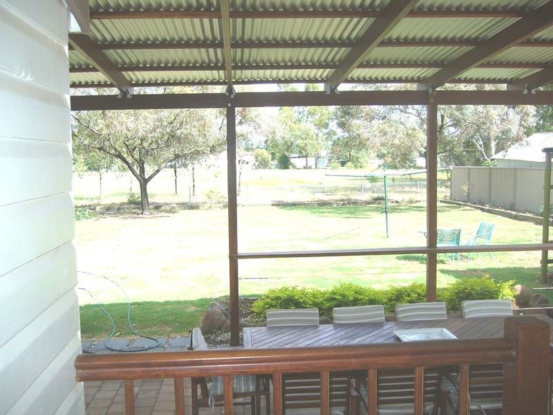 8 Condamine Street, Dalby QLD 4405