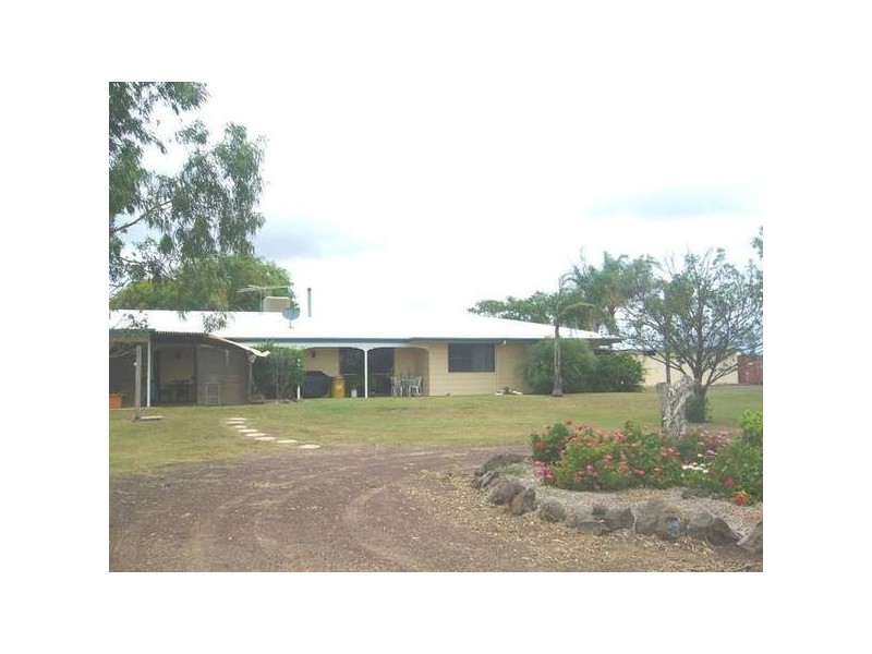 137 Sandalwood Avenue, Dalby QLD 4405
