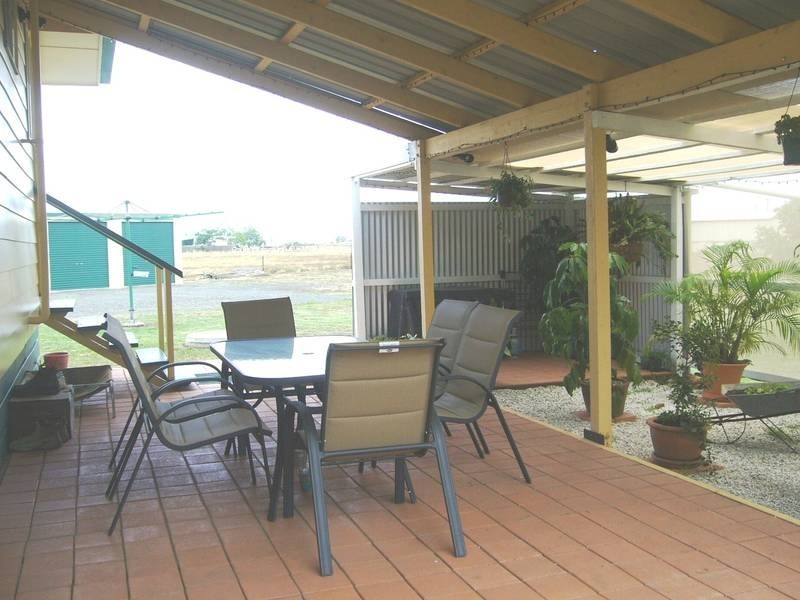 11 Raceview Drive, Dalby QLD 4405