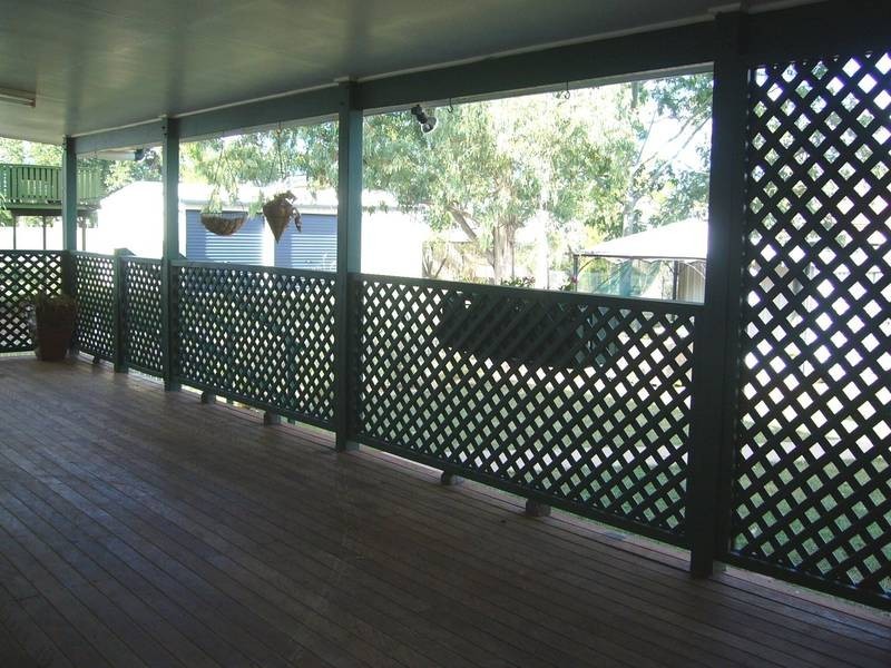 11 Nearhos Street, Dalby QLD 4405