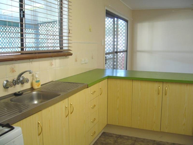 11 Nearhos Street, Dalby QLD 4405