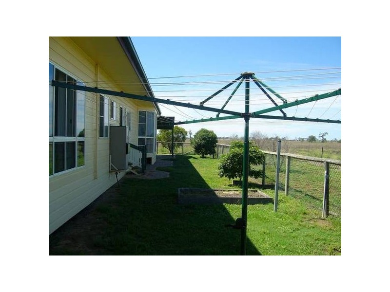 6 Agnes Street, Dalby QLD 4405