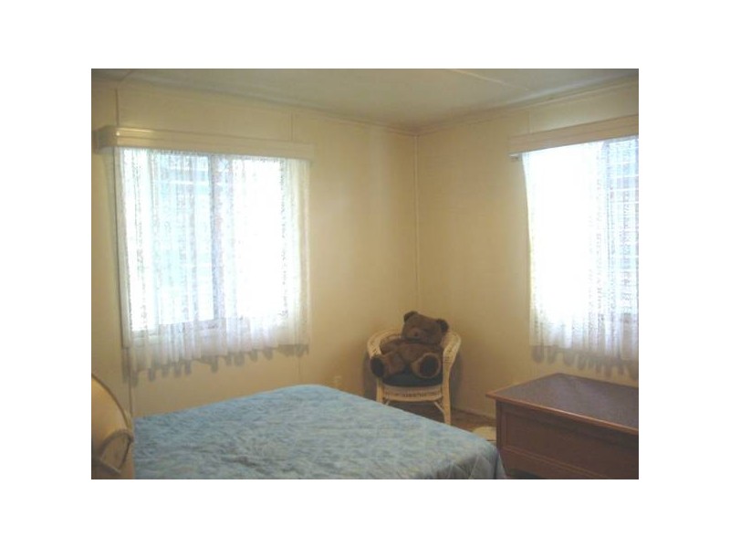 75 Nicholson St, Dalby QLD 4405