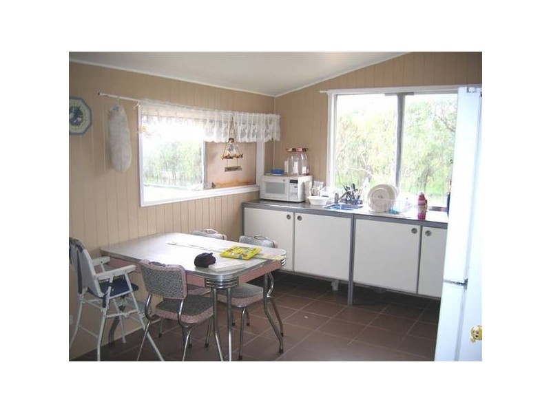 Ranges Bridge QLD 4405