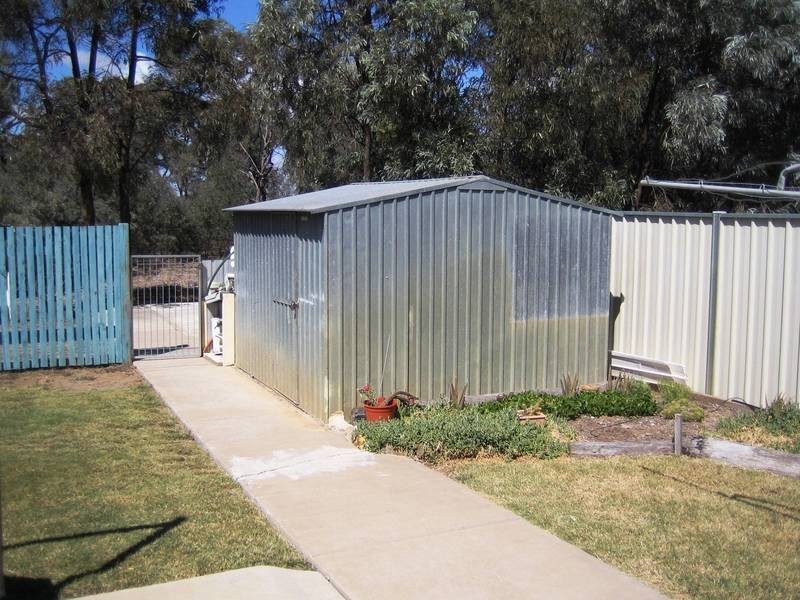 2 Porter Street, Tara QLD 4421