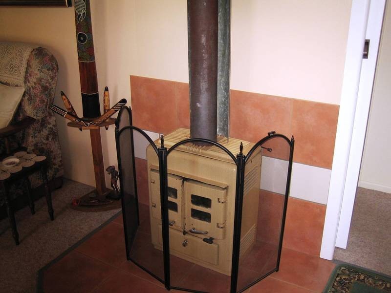 2 Porter Street, Tara QLD 4421