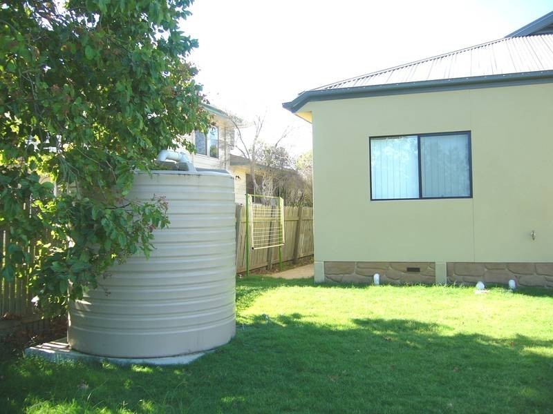 1 Leichhardt Avenue, Dalby QLD 4405