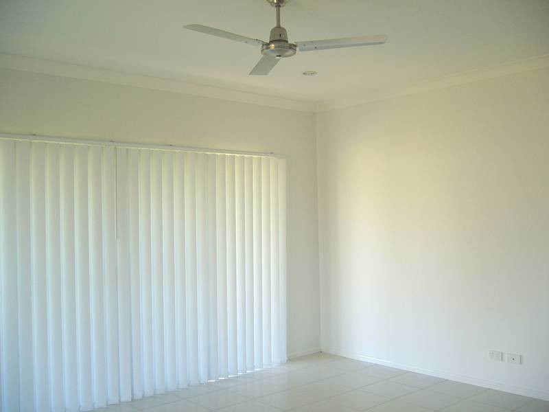1 Leichhardt Avenue, Dalby QLD 4405
