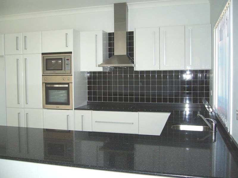 1 Leichhardt Avenue, Dalby QLD 4405
