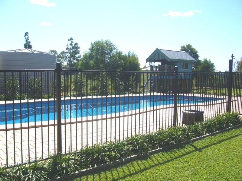 10 Cypress, Dalby QLD 4405