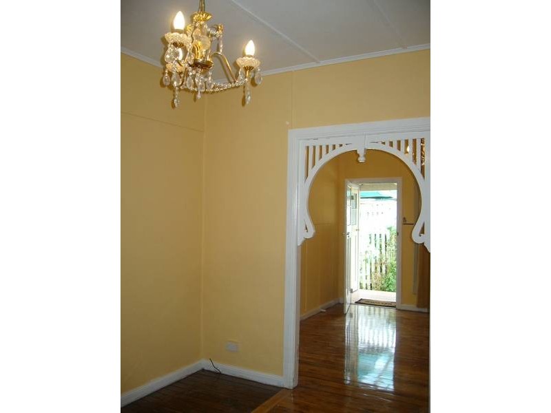 80 Bunya Street, Dalby QLD 4405