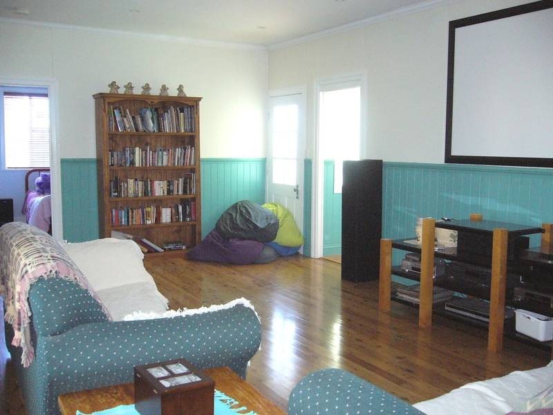 10 Vowles Street, Dalby QLD 4405