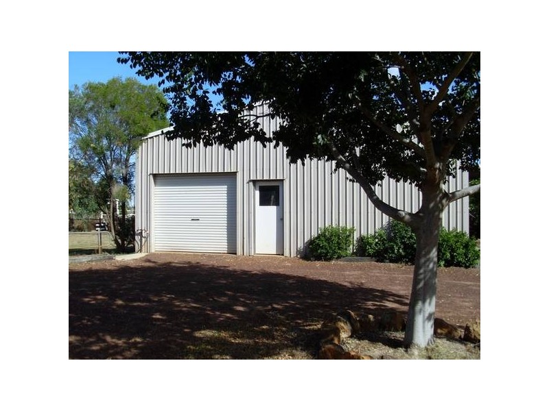 107 Blaxland Road, Dalby QLD 4405