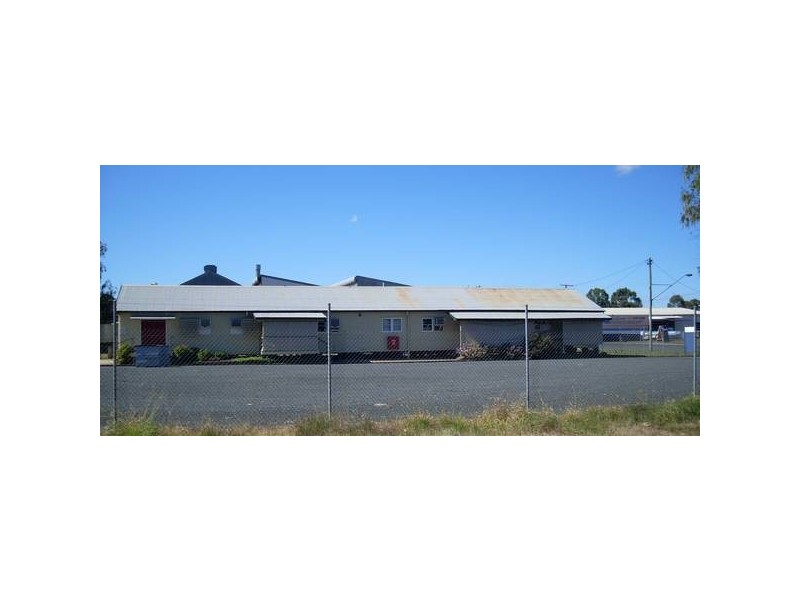 16 Loudoun St, Dalby QLD 4405