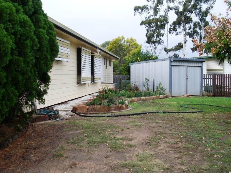 3 Curtis Street, Dalby QLD 4405