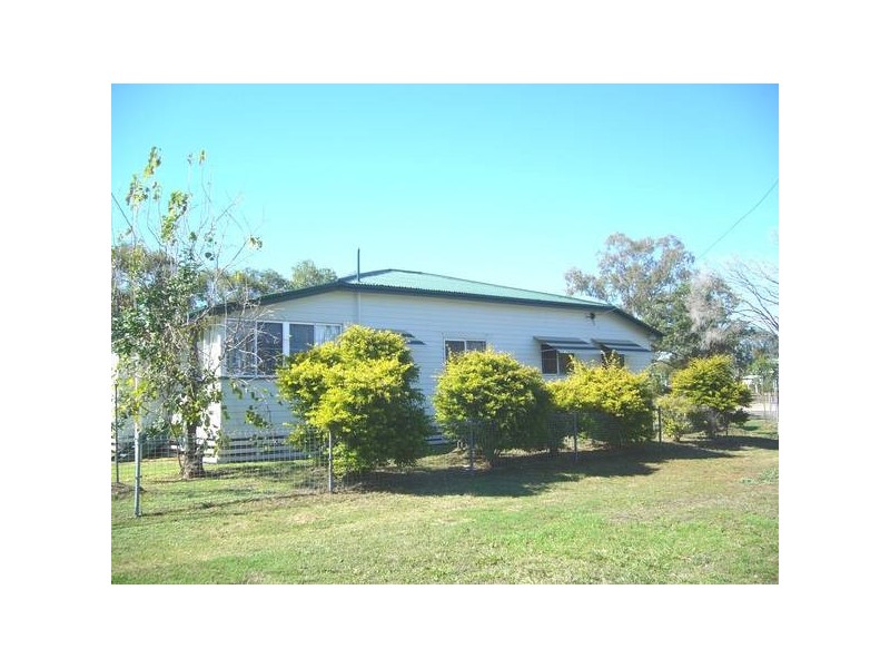 114 Condamine Street, Dalby QLD 4405
