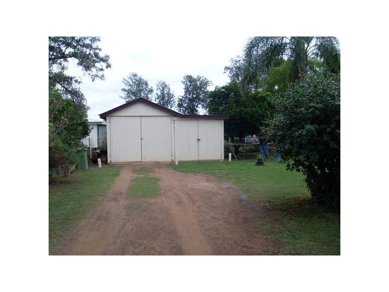 50 Nicholson Street, Dalby QLD 4405