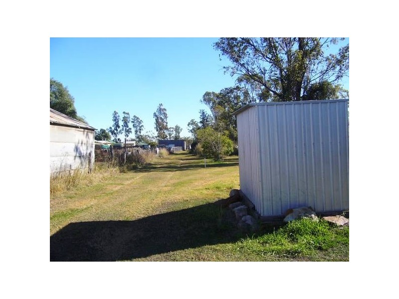 35 Queen Street, Jandowae QLD 4410