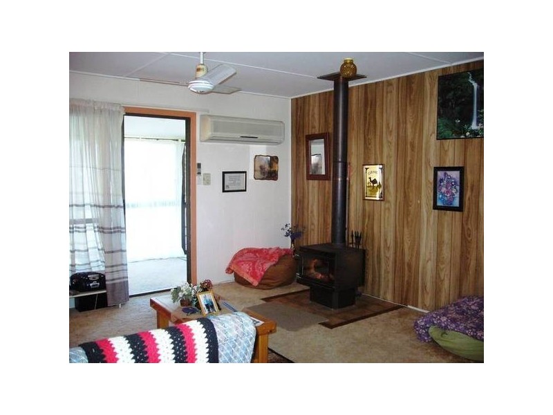 35 Queen Street, Jandowae QLD 4410