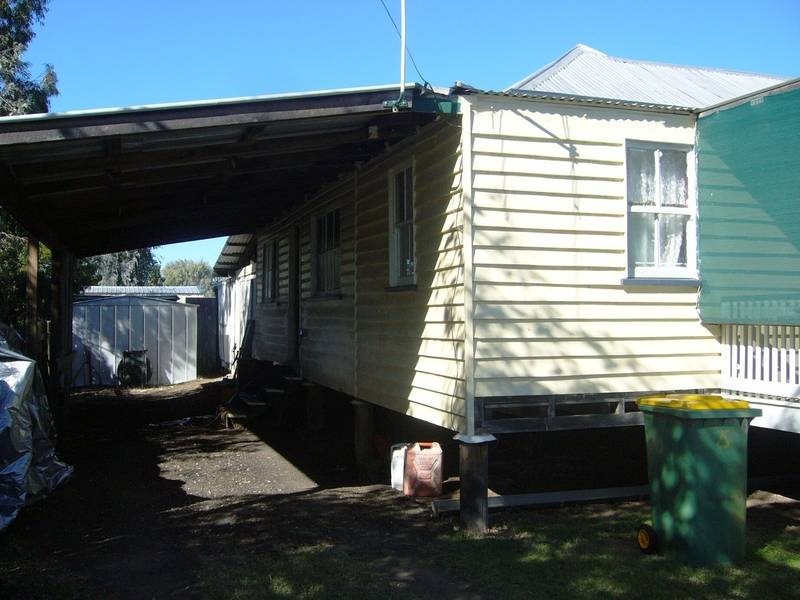 38 Jimbour Street, Jandowae QLD 4410
