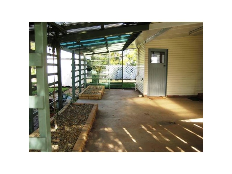 25 Geisel St, Dalby QLD 4405
