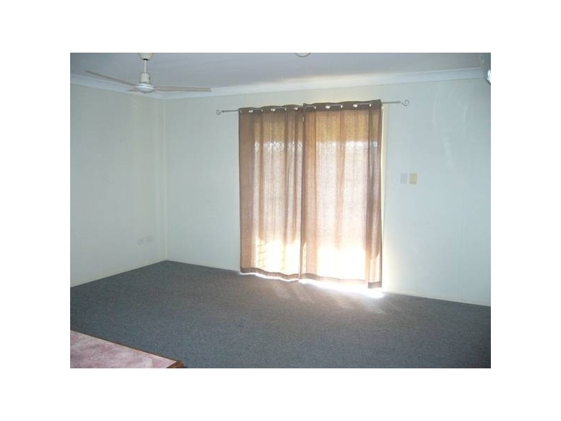 2/23 Leichardt Ave, Dalby QLD 4405