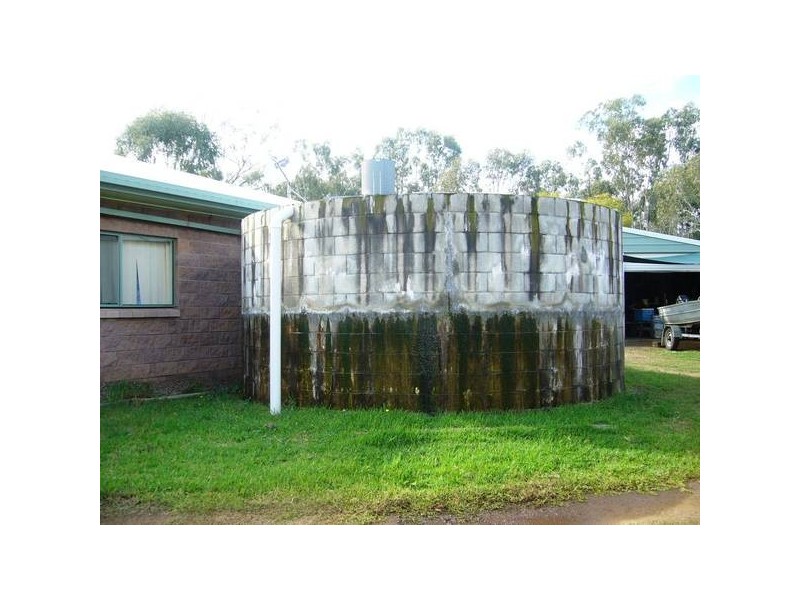 32 Chelldan Ave, Dalby QLD 4405