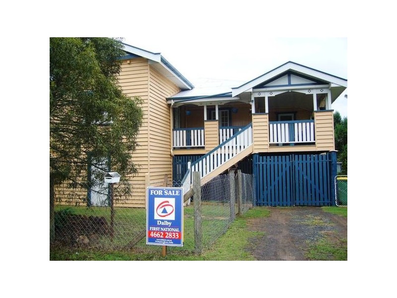 25 Dalby St, Jandowae QLD 4410